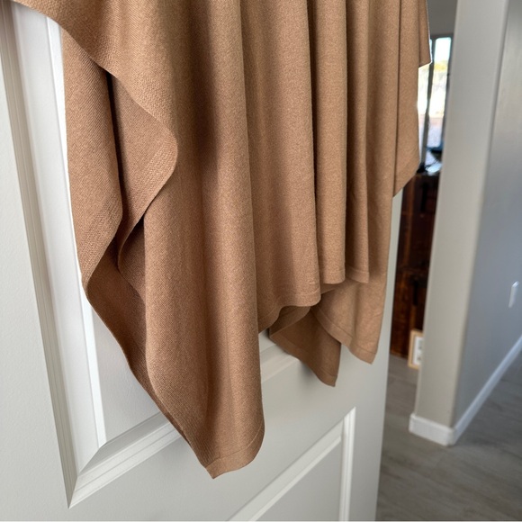 Eileen Fisher Camel Poncho Wrap - NWOT - Picture 8 of 8
